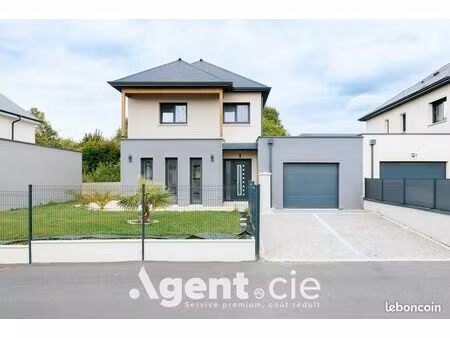 maison 6 pièces 120 m²
