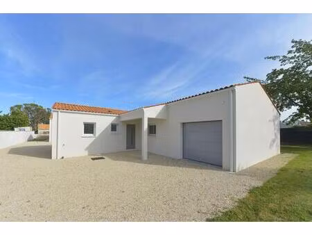 maison - 100m ²