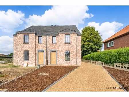 nieuwbouwwoning met 4 slaapkamers