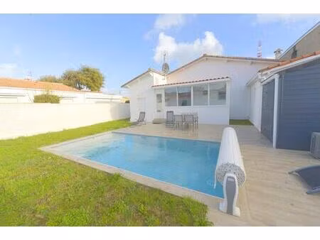 maison - 139m ²