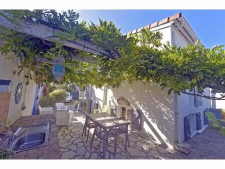 maison - 95.85m ²