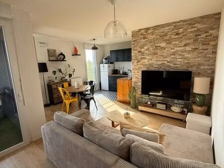appartement t2 blagnac avec terrasse et parking