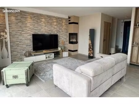 coup de coeur assuré : maison moderne de 2022 dans quartier prisé