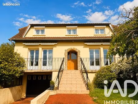 maison 6 pièces 145 m²