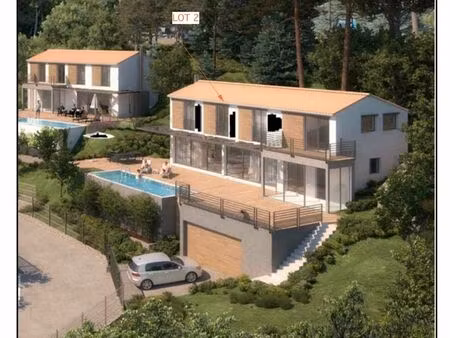 sublime maison en cours de finition