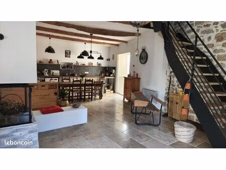 maison 6 pièces 140 m²
