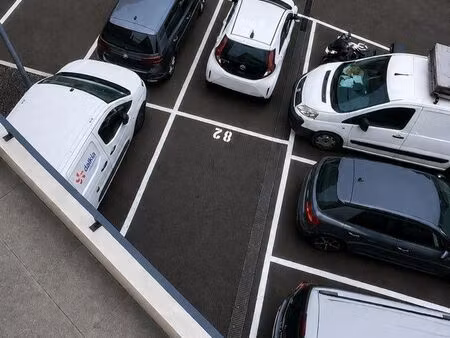 parking résidence récente