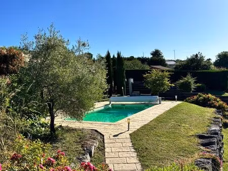 villa 6 pièces 129 m2