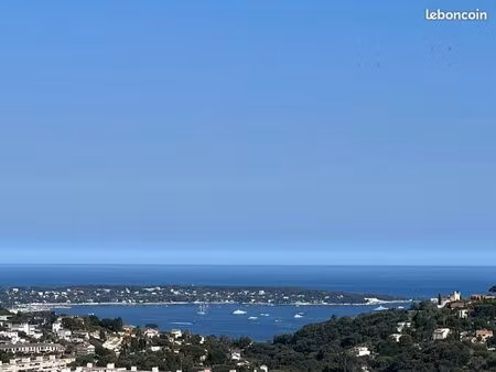 grand terrain constructible de près de 2000m2 avec vue mer panoramique – vallauris / proch