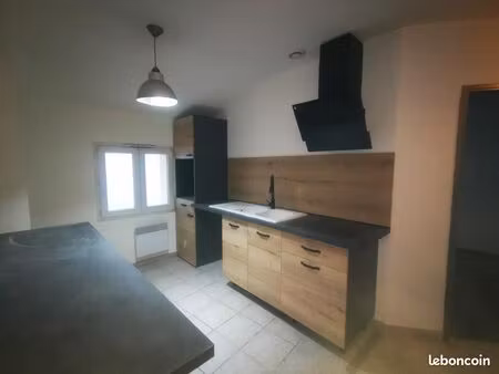 t2 50m2 au deuxième