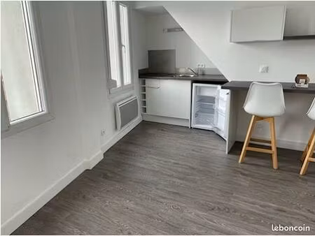 studio 1 pièce 20 m²