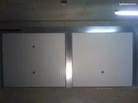 box simple et double hyper centre proche place marché brie