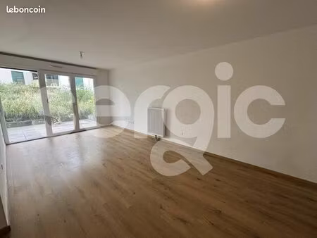 appartement 3 pièces 64 m²