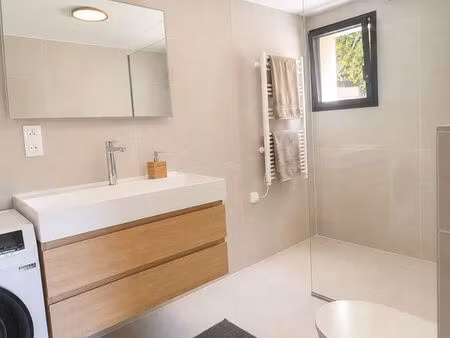 t2 rez de jardin 40m2 entièrement rénové