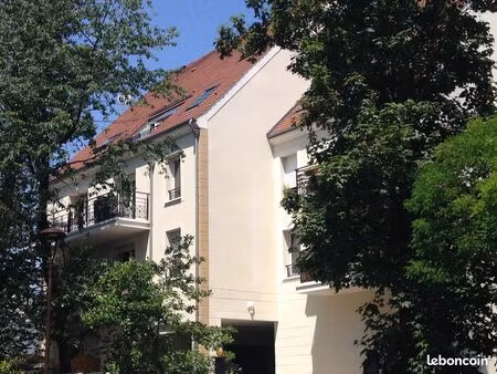 f3 duplex centre ville