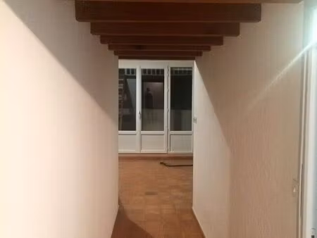 a louer spacieux appartement t2 centre aniane