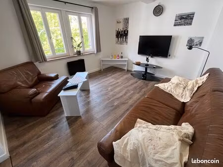 t2 duplex meublé