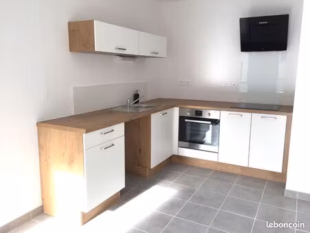 beau t2 avec balcon orienté sud-ouest