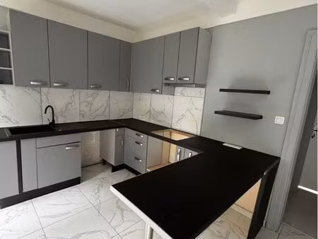 longwy t2 rénové 75 m² – terrasse 25 m² – dpe c – 5 min luxembourg
