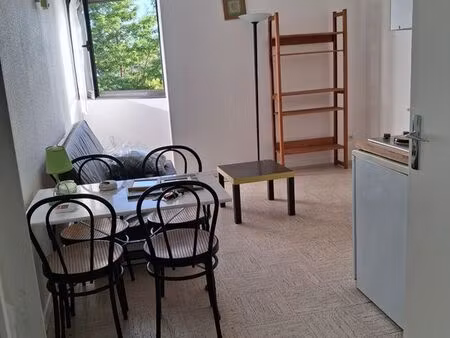 studio meublé quartier madeleine pour étudiant(e)