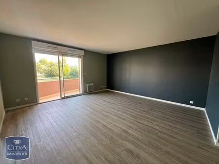 location appartement 3 pièces 62m² st michel 16470