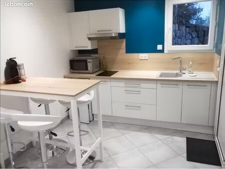 studio aubenas en rez de villa