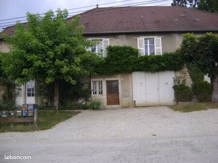 studio étudiant(e)