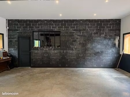 à louer - local commercial/artisanal de 93 m²