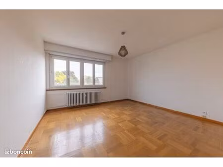 appartement f2 de 72 m2 à 2 min du tram a et e