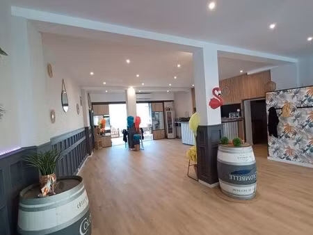 local commercial