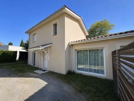 location maison 4 pièces 97m² st medard en jalles 33160