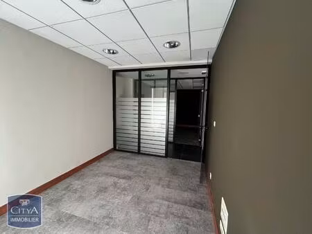 location local professionnel carpentras 84200