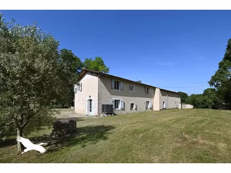vente maison 11 pièces 390 m² rouillac (16170)