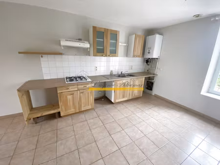 a louer sur châteauneuf-du-rhône  appartement t3 avec parkin