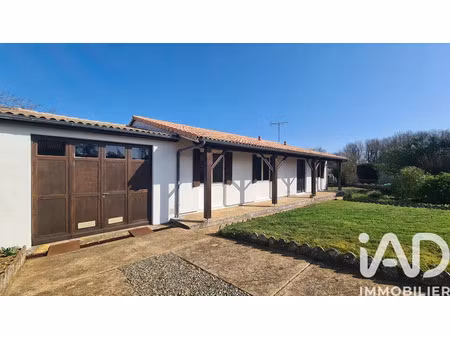 maison à coulombiers (86600)