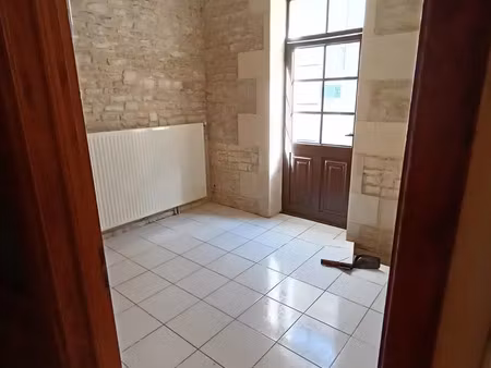 maison de ville à niort (79000)