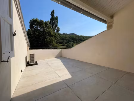 location maison de village 3 pièces 101 m2 à fozières