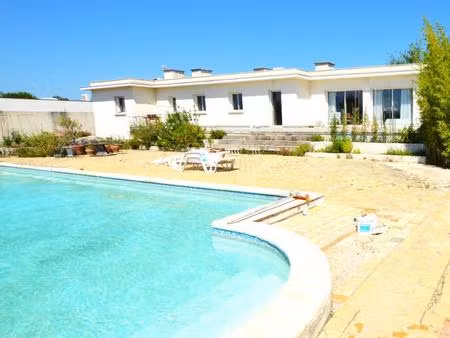 maison individuelle de plain pied 190 m² sur un terrain de + ou - 7000 m²