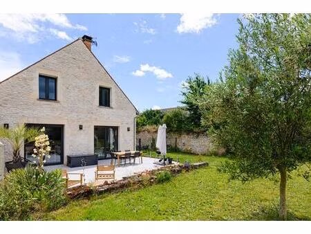 ancien corps de ferme et sa dépendance réaménagée en espace ultra fonctionnel sans travaux