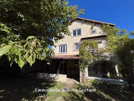 bergerac  grande maison de ville année 30 joliement rénovée  5 chambres  proche...