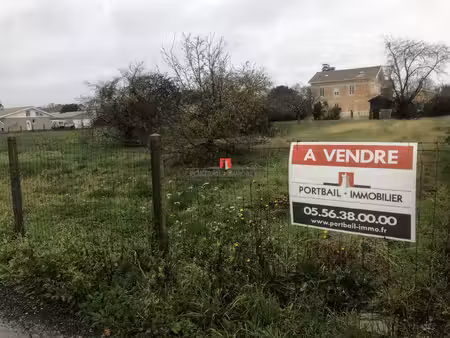terrain viabilise libre de constructeur au centre de cissac