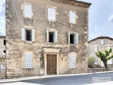 maison de village