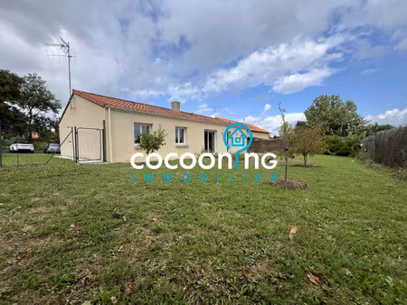 maison de plain pied dans le centre de vallet