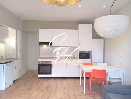 location appartement 2 pièces 39 m² à grenoble (38000)