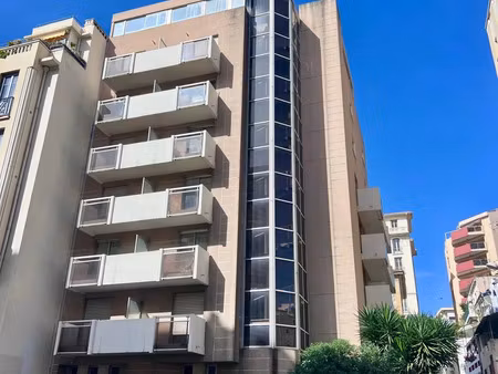 vente appartement 1 pièce 17 m² nice (06100)