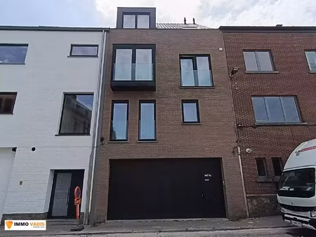 ruime garage/ stockageruimte