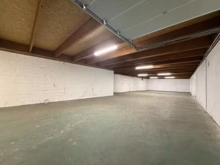 polyvalent ruimte aan gentbruggebrug
