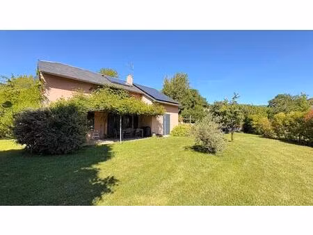 vente maison 5 pièces 135 m² clairvaux-d’aveyron (12330)