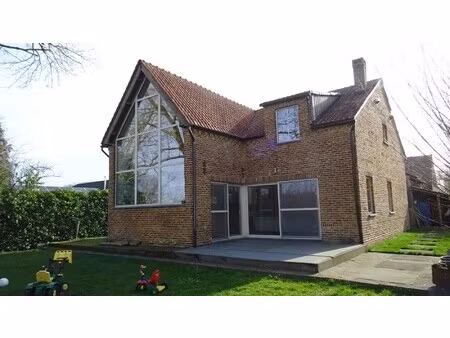 rustig gelegen karaktervolle woning