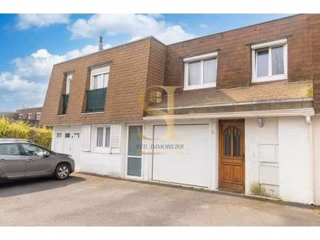 maison type 4 pièces d'une superficie de 78 m² ? jardin